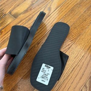 Steve Madden black slide sandals